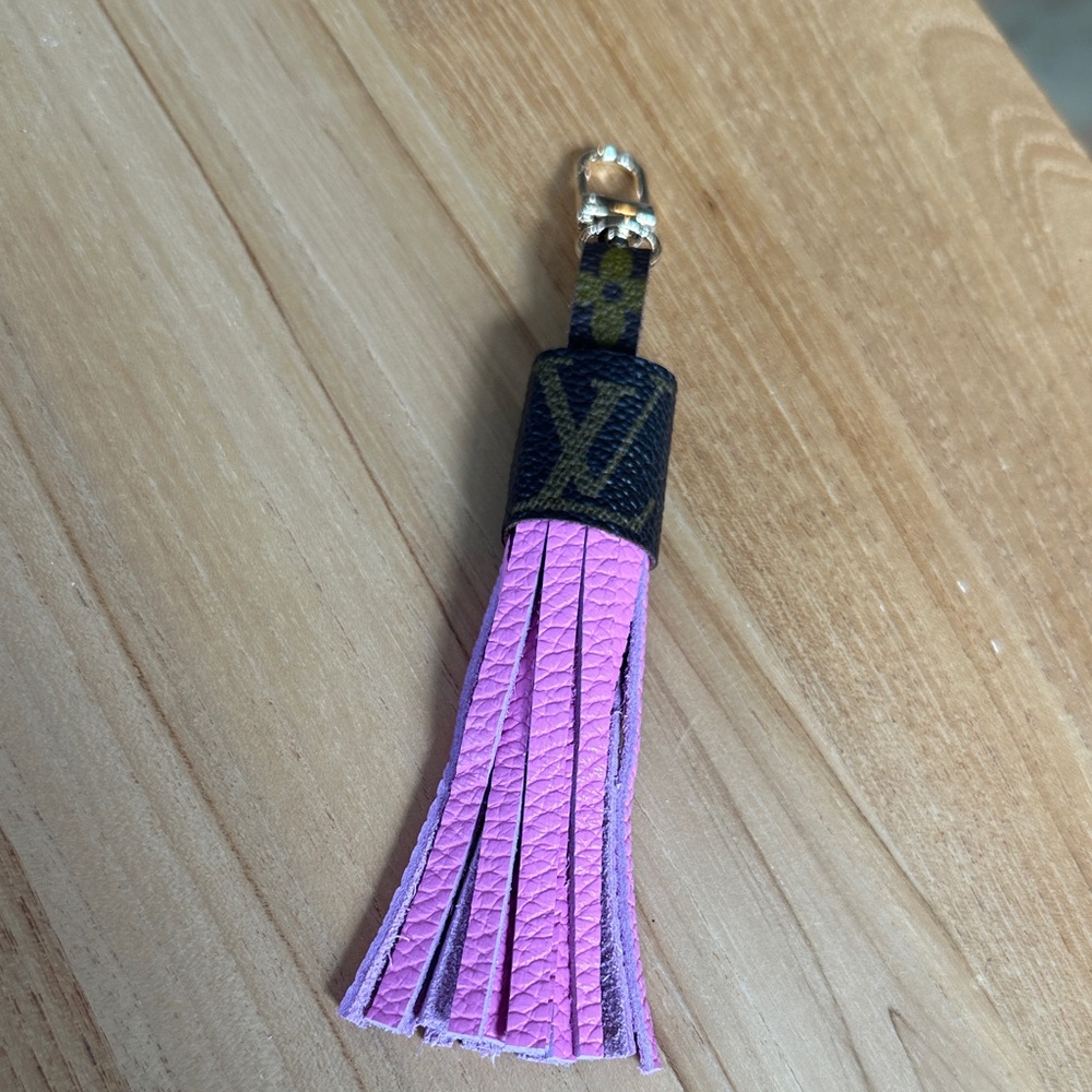 Handmade luxury tassel keychain